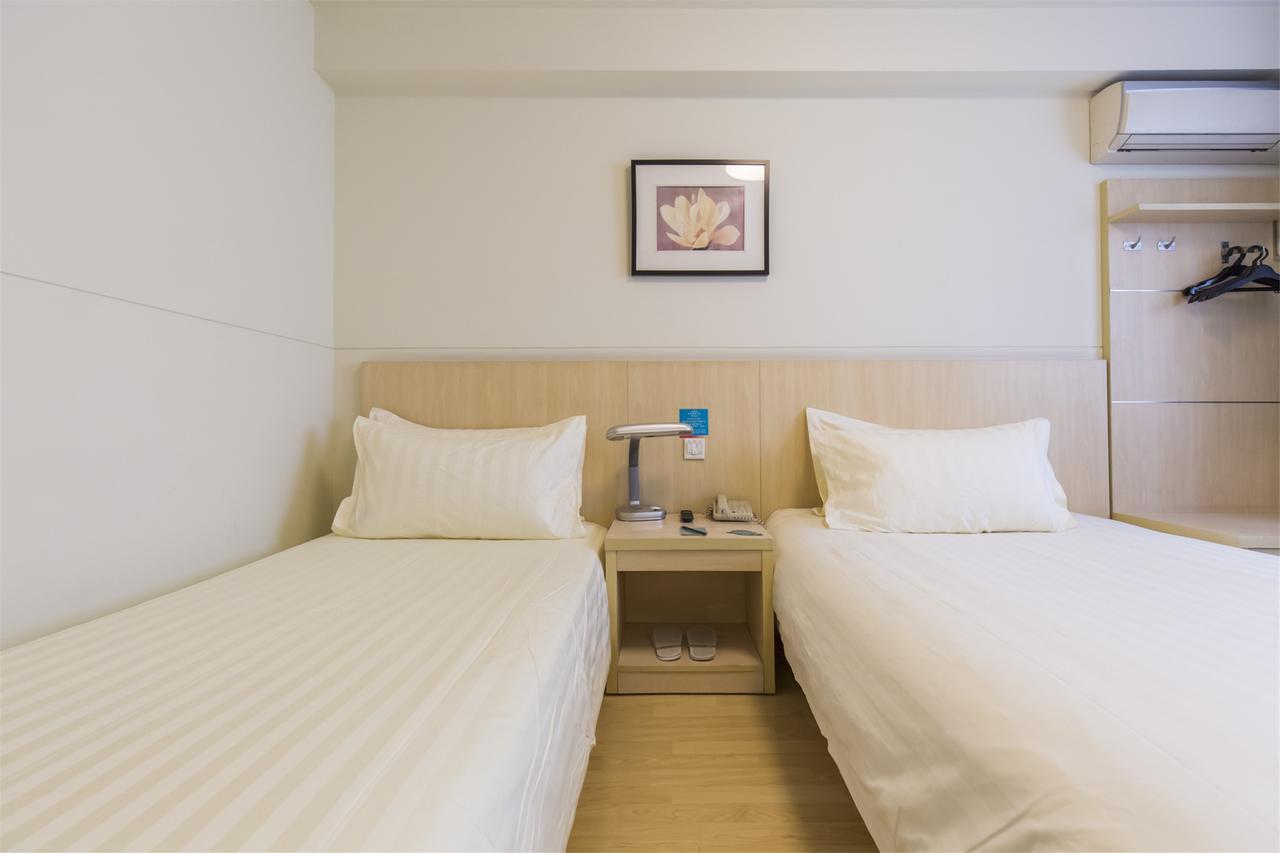 Jinjiang Inn Hangzhou Xiasha Univeristy City Exterior photo