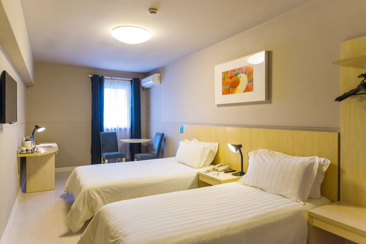 Jinjiang Inn Hangzhou Xiasha Univeristy City Exterior photo