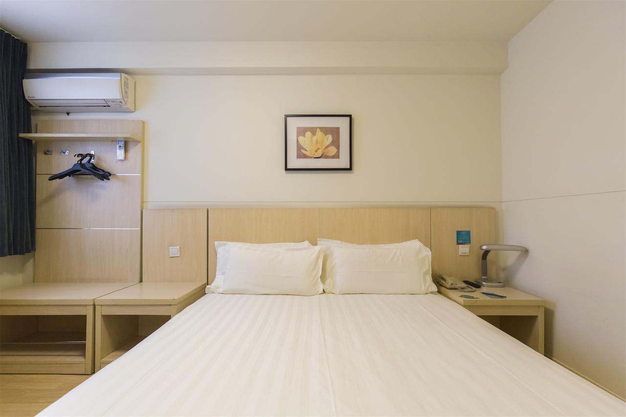 Jinjiang Inn Hangzhou Xiasha Univeristy City Exterior photo